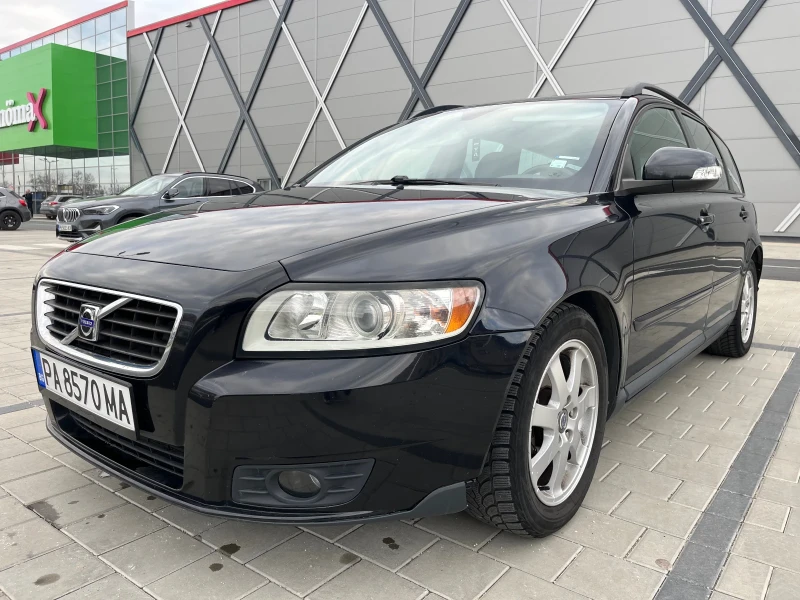 Volvo V50 Перфектен , снимка 11 - Автомобили и джипове - 49268976