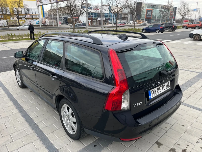 Volvo V50 Перфектен , снимка 6 - Автомобили и джипове - 49268976