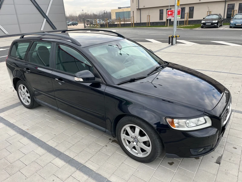 Volvo V50 Перфектен , снимка 5 - Автомобили и джипове - 49268976