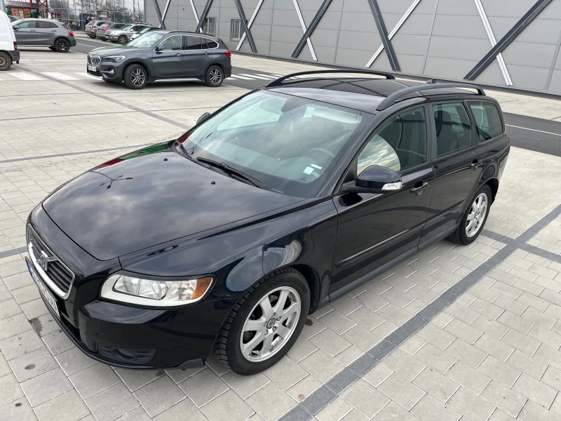 Volvo V50 Перфектен , снимка 4 - Автомобили и джипове - 49268976