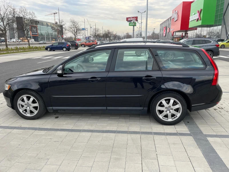 Volvo V50 Перфектен , снимка 9 - Автомобили и джипове - 49268976