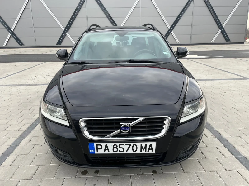 Volvo V50 Перфектен , снимка 3 - Автомобили и джипове - 49268976