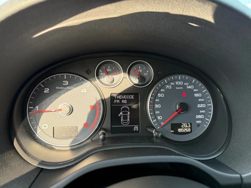 Audi A3 1.6TDi, FACELIFT, Евро5, снимка 14 - Автомобили и джипове - 50765800