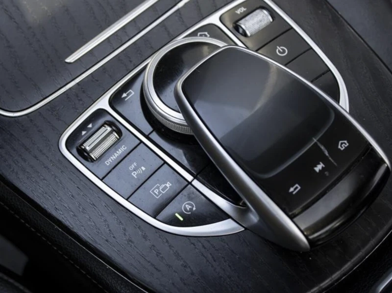 Mercedes-Benz E 300 2018 Mercedes-Benz E-Class E 300, снимка 9 - Автомобили и джипове - 52302524