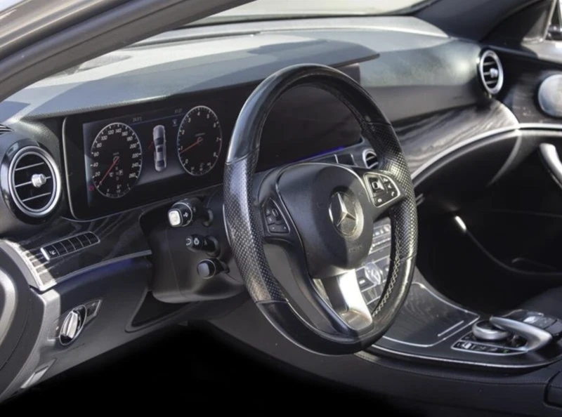 Mercedes-Benz E 300 2018 Mercedes-Benz E-Class E 300, снимка 6 - Автомобили и джипове - 52302524