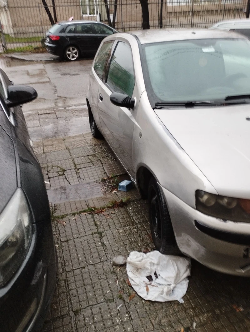 Fiat Punto, снимка 2 - Автомобили и джипове - 52564128