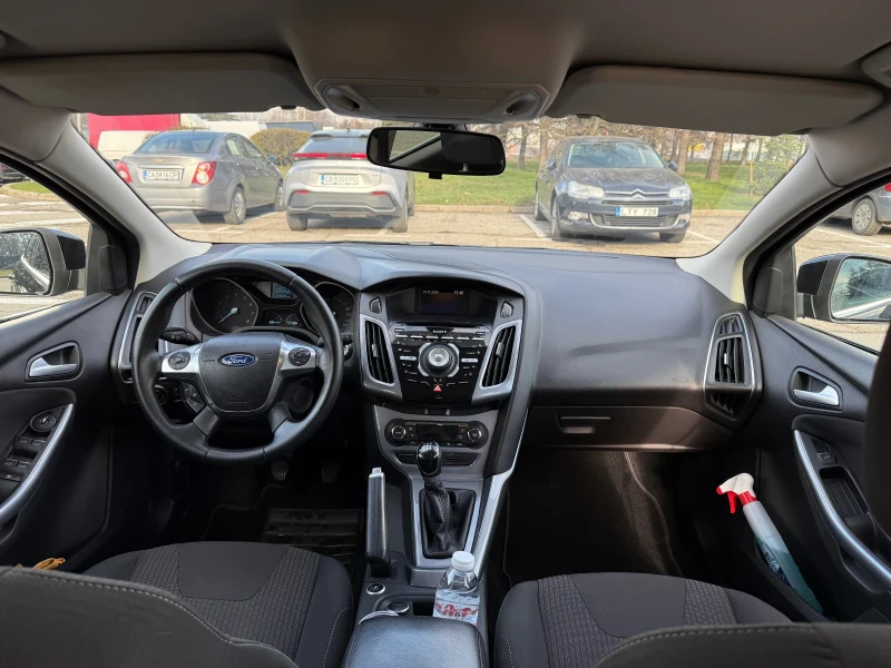 Ford Focus 1.6 120кс ГАЗ ПЕРФЕКТНА!, снимка 12 - Автомобили и джипове - 52830049