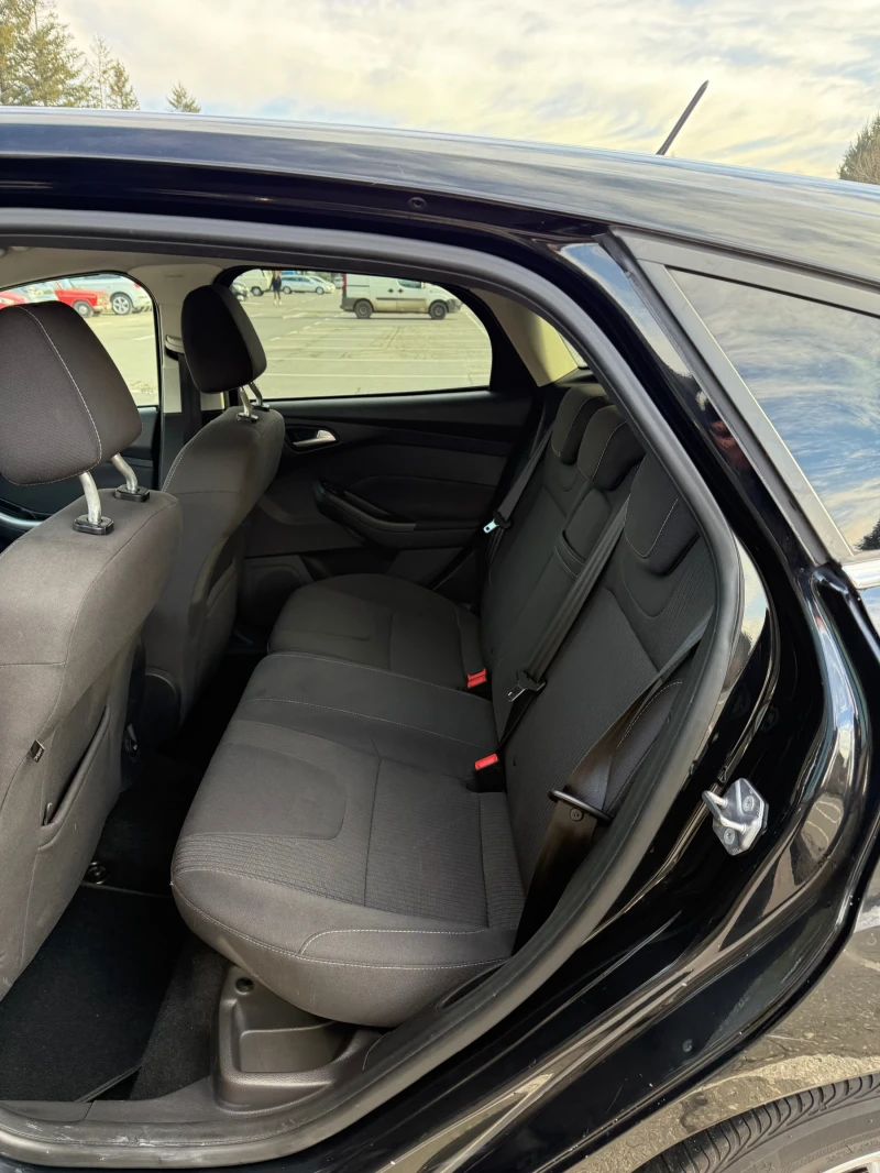 Ford Focus 1.6 120кс ГАЗ ПЕРФЕКТНА!, снимка 8 - Автомобили и джипове - 52830049