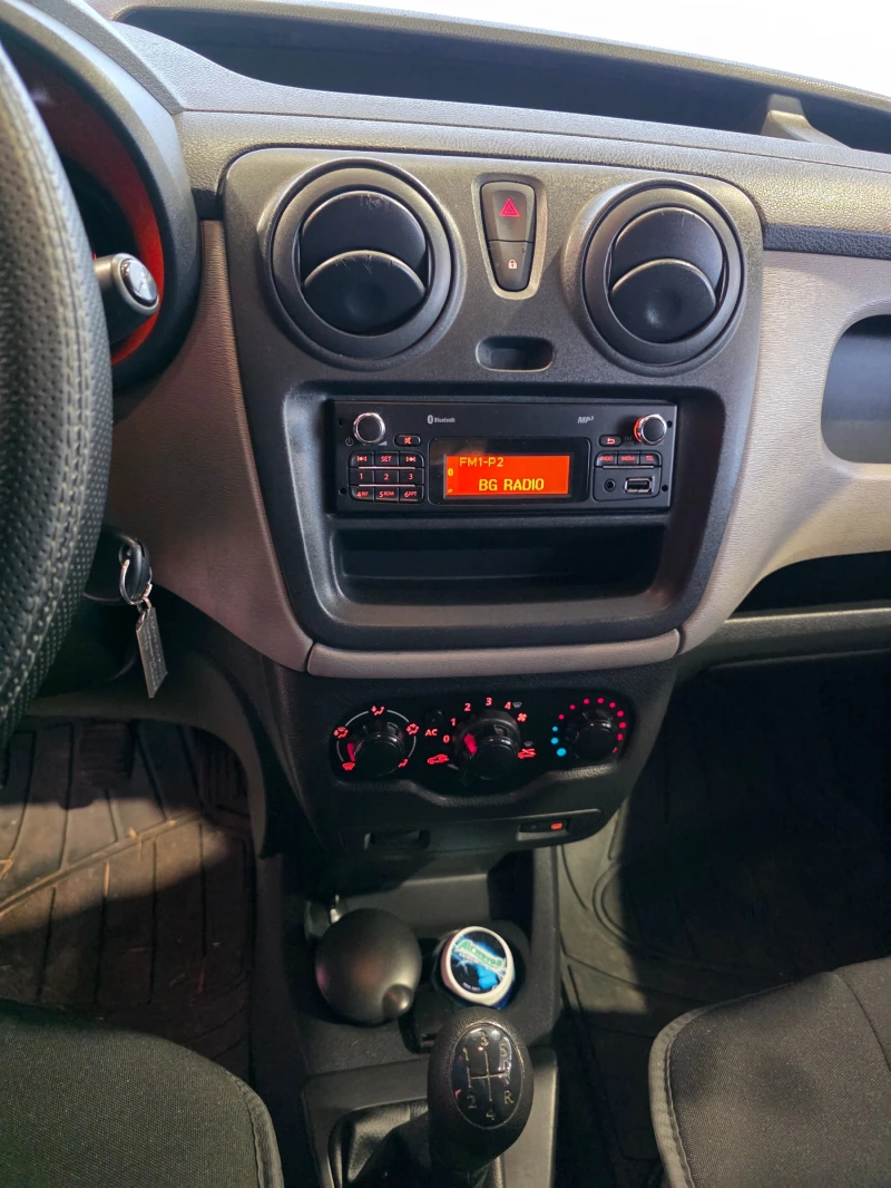 Dacia Dokker 1.5 dci, снимка 12 - Автомобили и джипове - 53157682