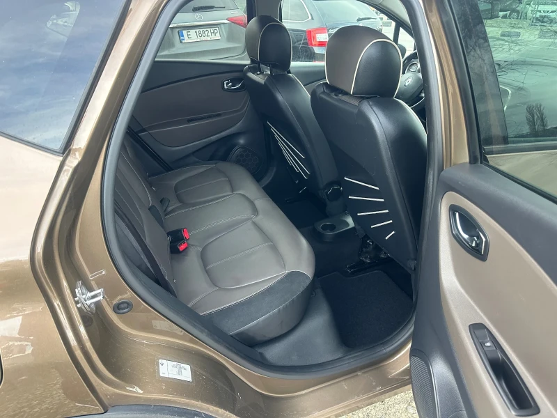 Renault Captur AUTOMATIC , снимка 8 - Автомобили и джипове - 53538830
