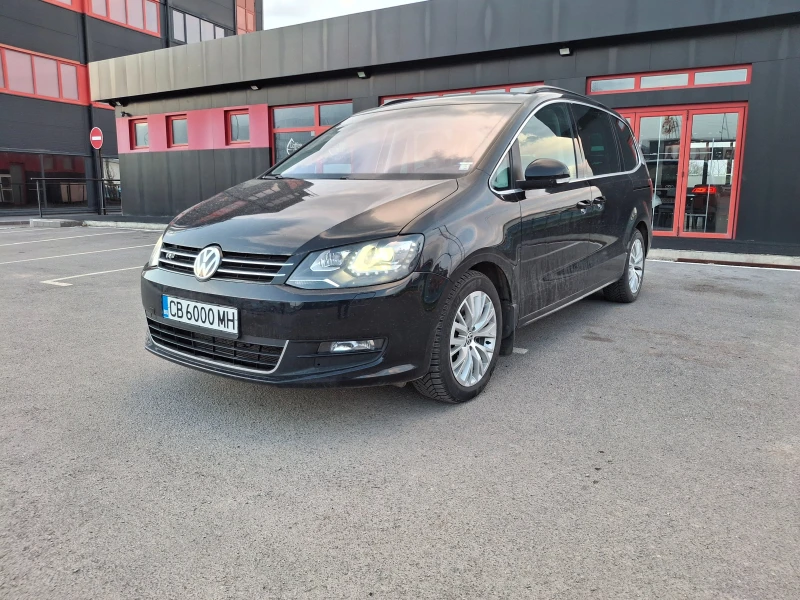 VW Sharan 2.0 TDI* 220 к.с.* R-Line* 4 MOTION* Автомат* 6+ 1 - 58500 лв. - 74705058 | Car24.bg