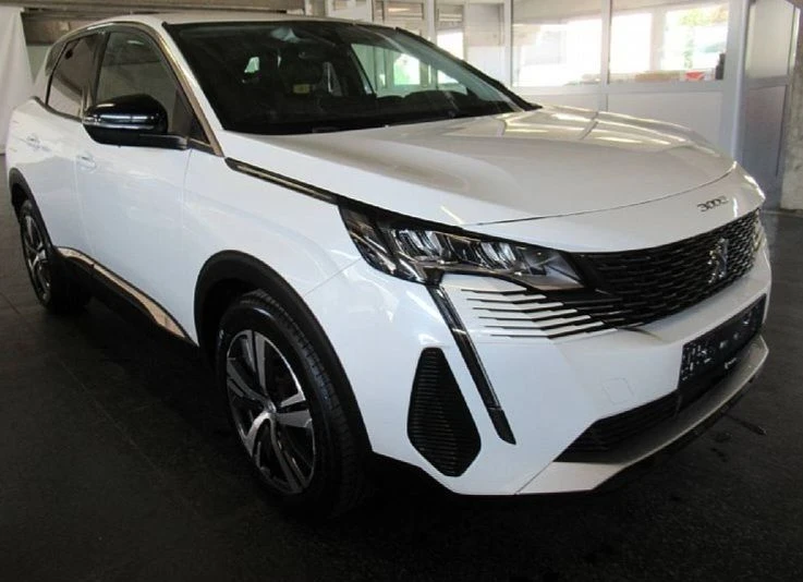 Peugeot 3008 1.5BlueHDI 130 ALLURE.KAMERA.LED.NAVI