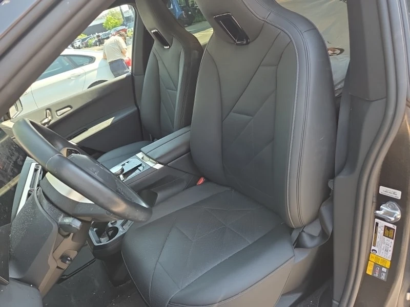 BMW iX / xDrive50 / SOFT CLOSE / HARMAN / PANO, снимка 8 - Автомобили и джипове - 56137532