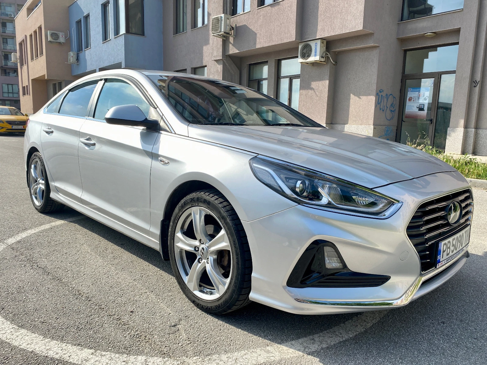 Hyundai Sonata 2.0 LPI, РЕГИСТРИРАНА, Автопилот, Камера, Мултимед - [1] 