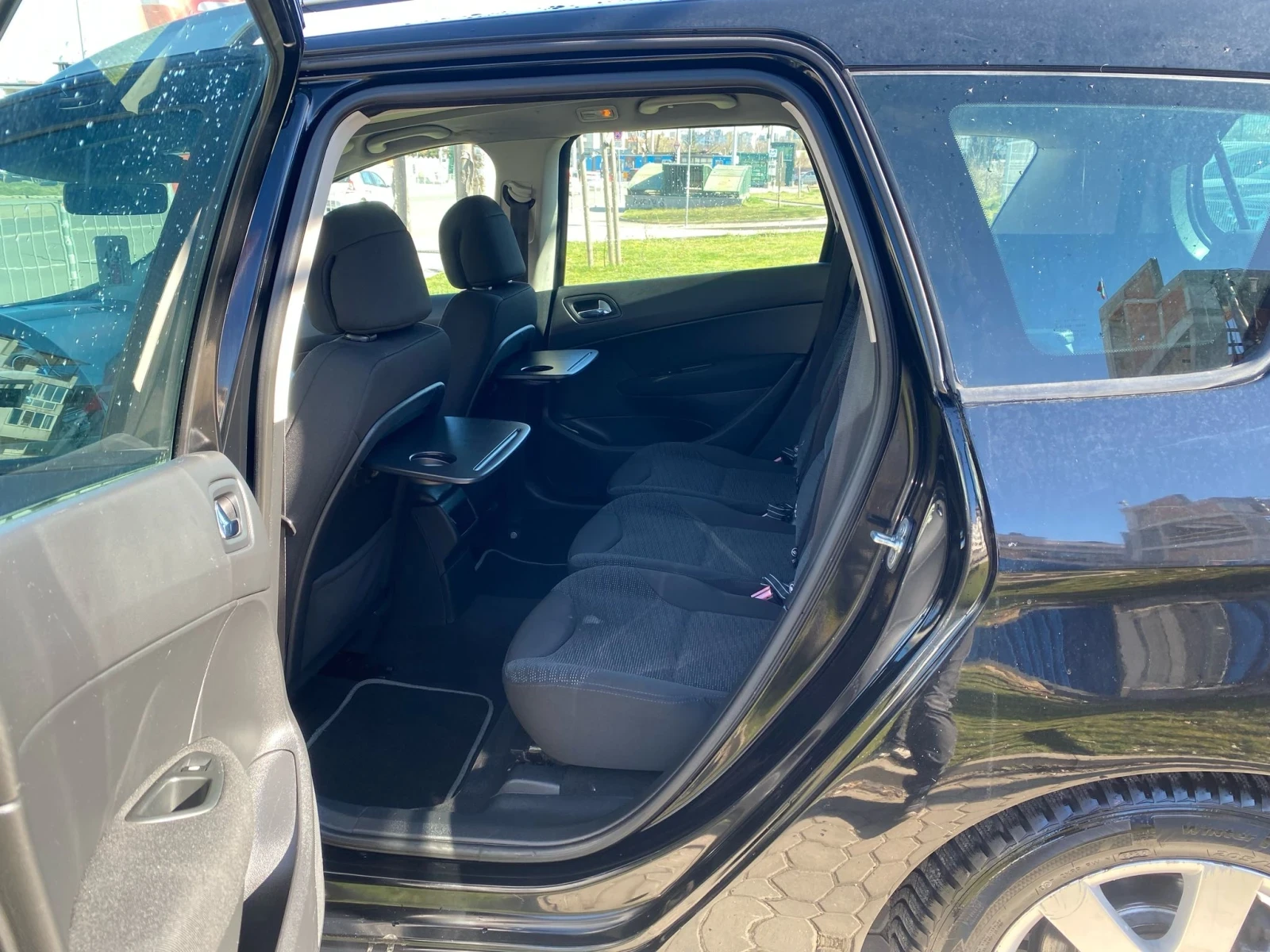 Peugeot 308 1.6HDi/7/PANORAMA | Mobile.bg   14