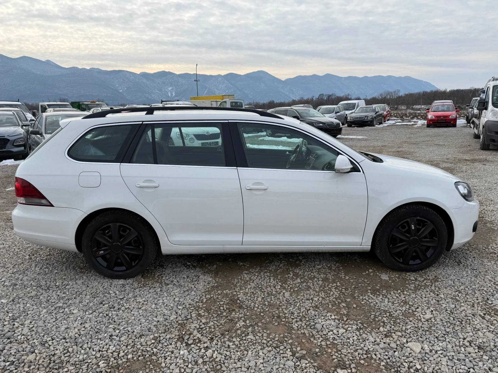 VW Golf 1.6TDI-105PS - изображение 3