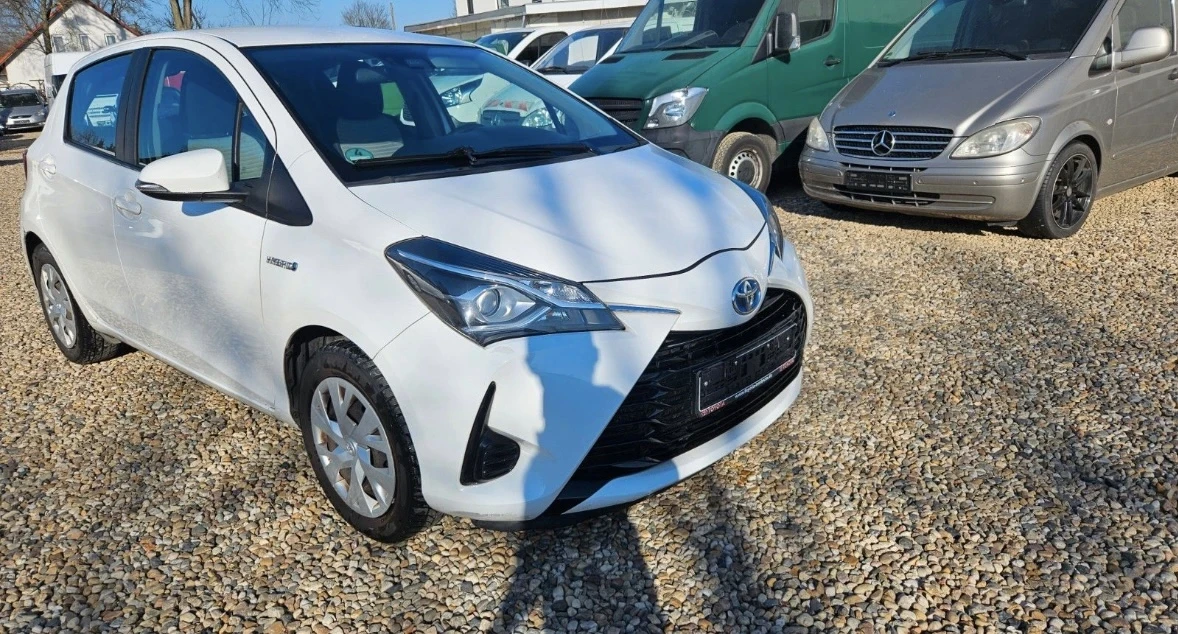 Toyota Yaris 1.5 HYBRID* 2018* 139 478 KM* KTEO* COC - изображение 3