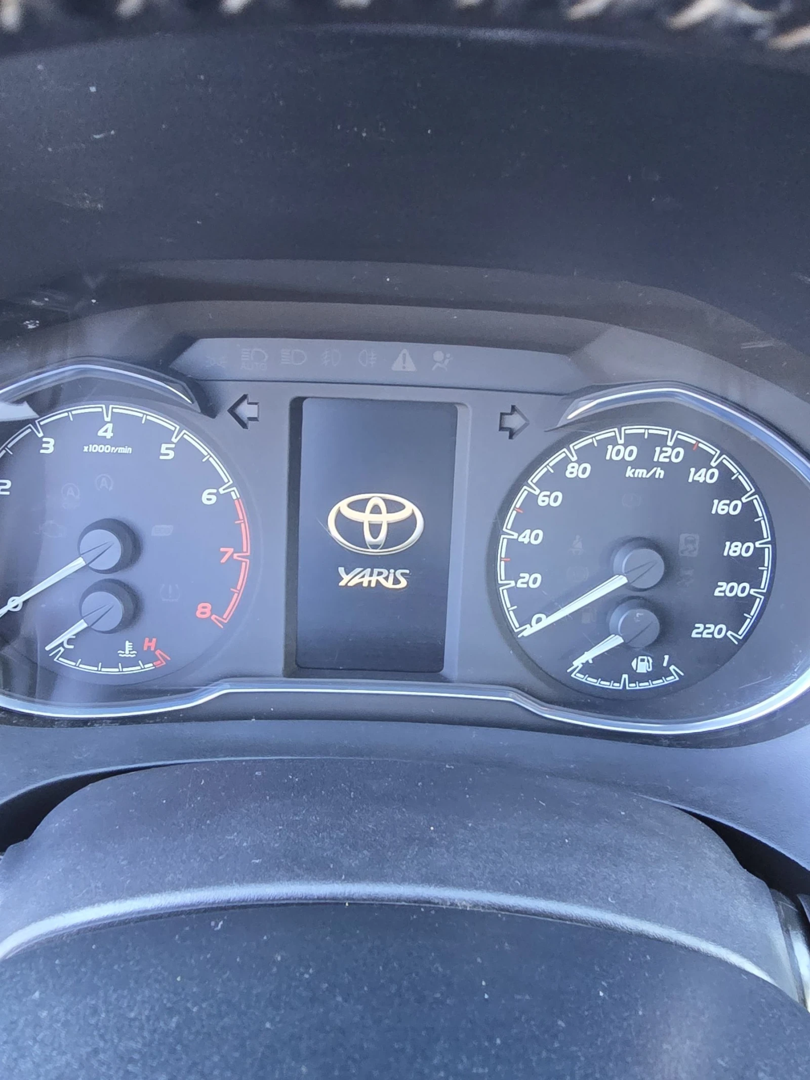 Toyota Yaris 1.5 VVT-i Luna - изображение 6