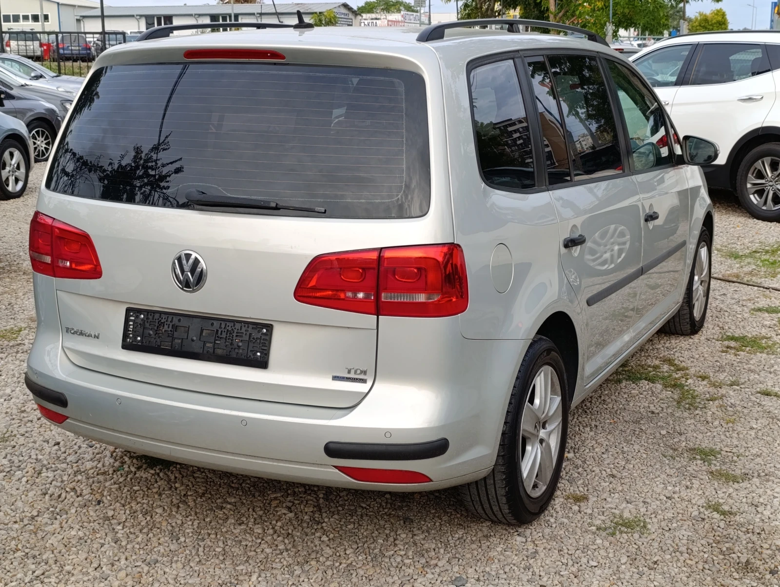 VW Touran  - изображение 8