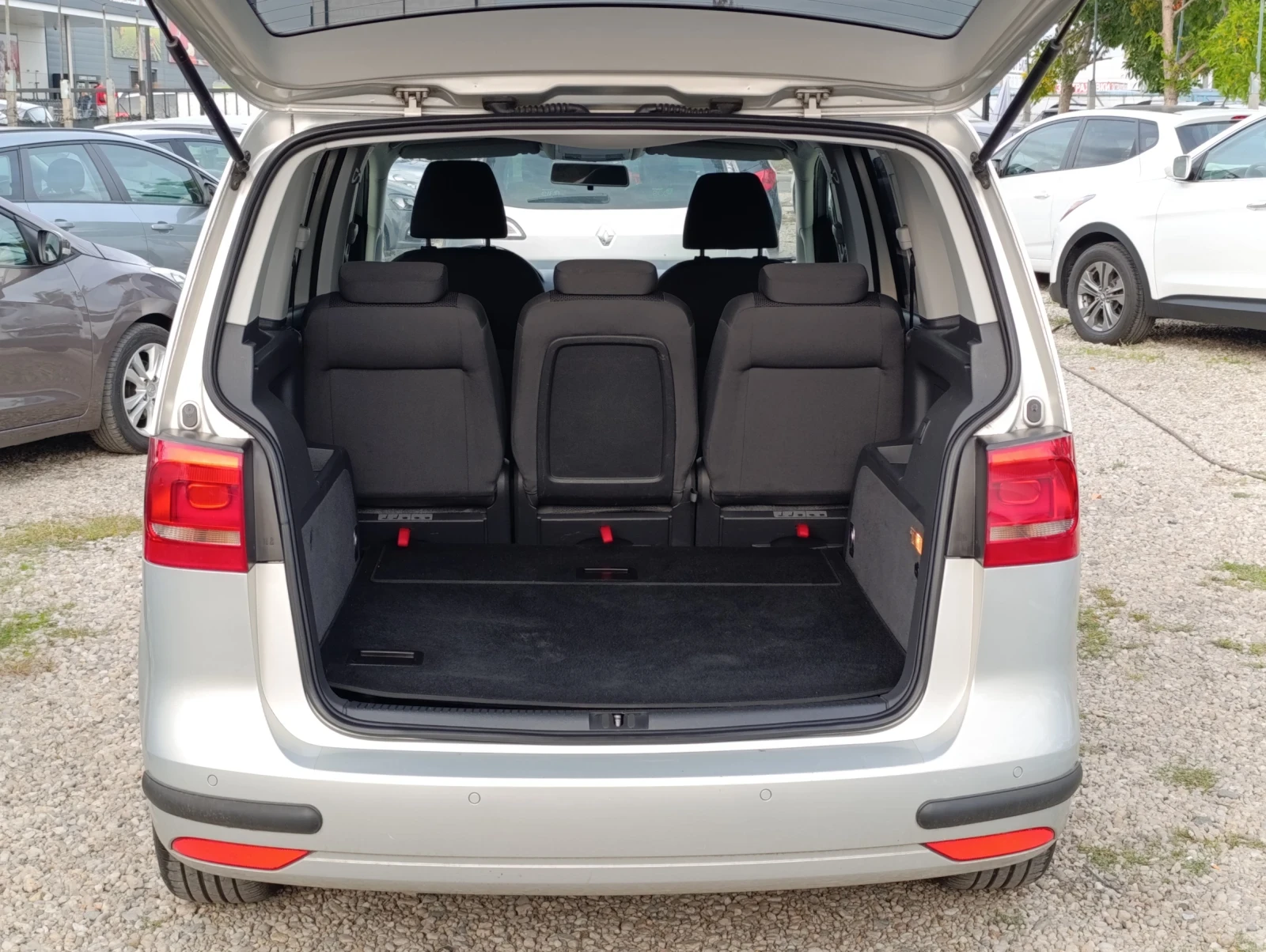 VW Touran  - изображение 7