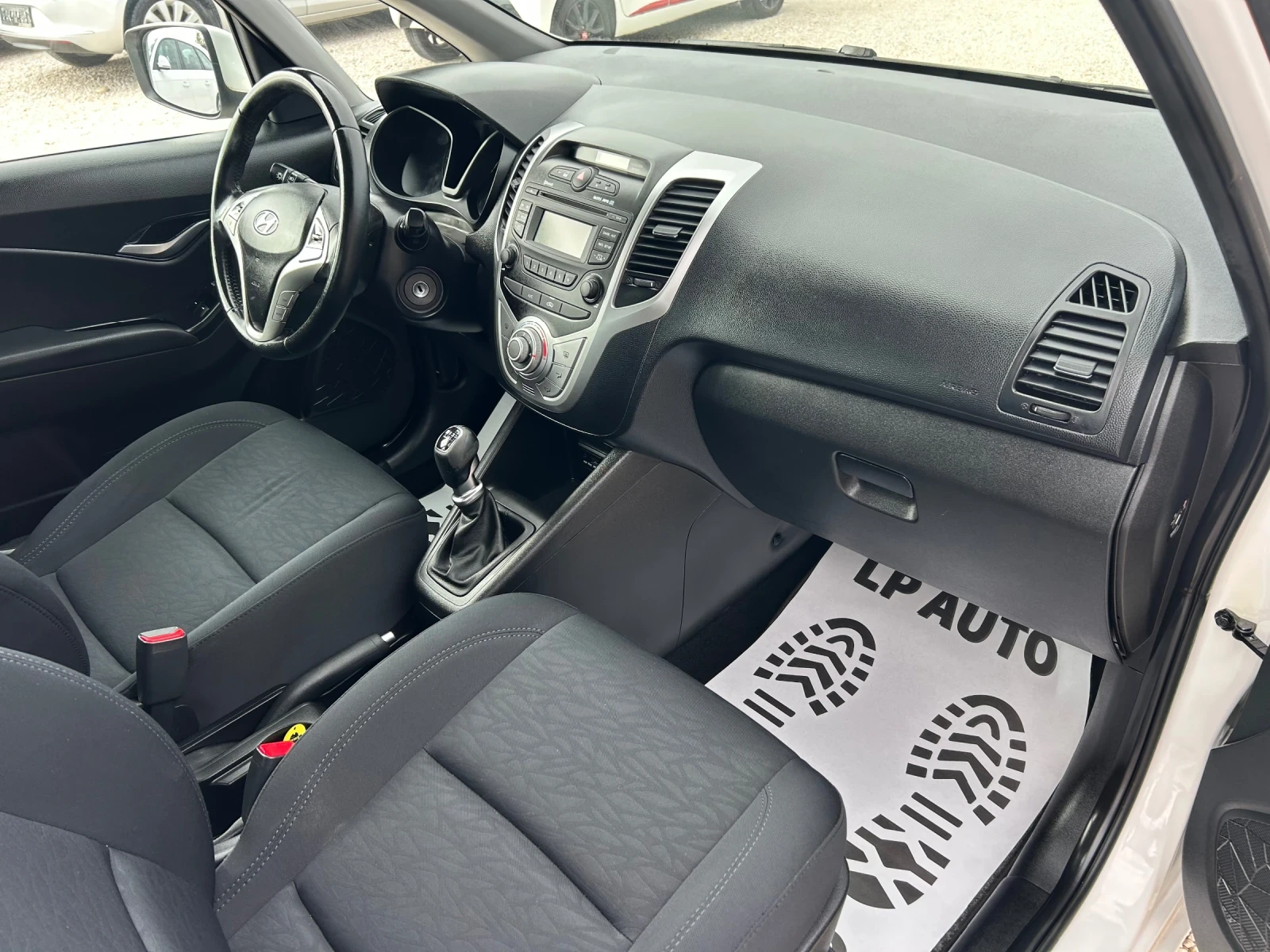 Hyundai Ix20 * 1.4* CRDI* 78к.с* 6ск*  - изображение 8