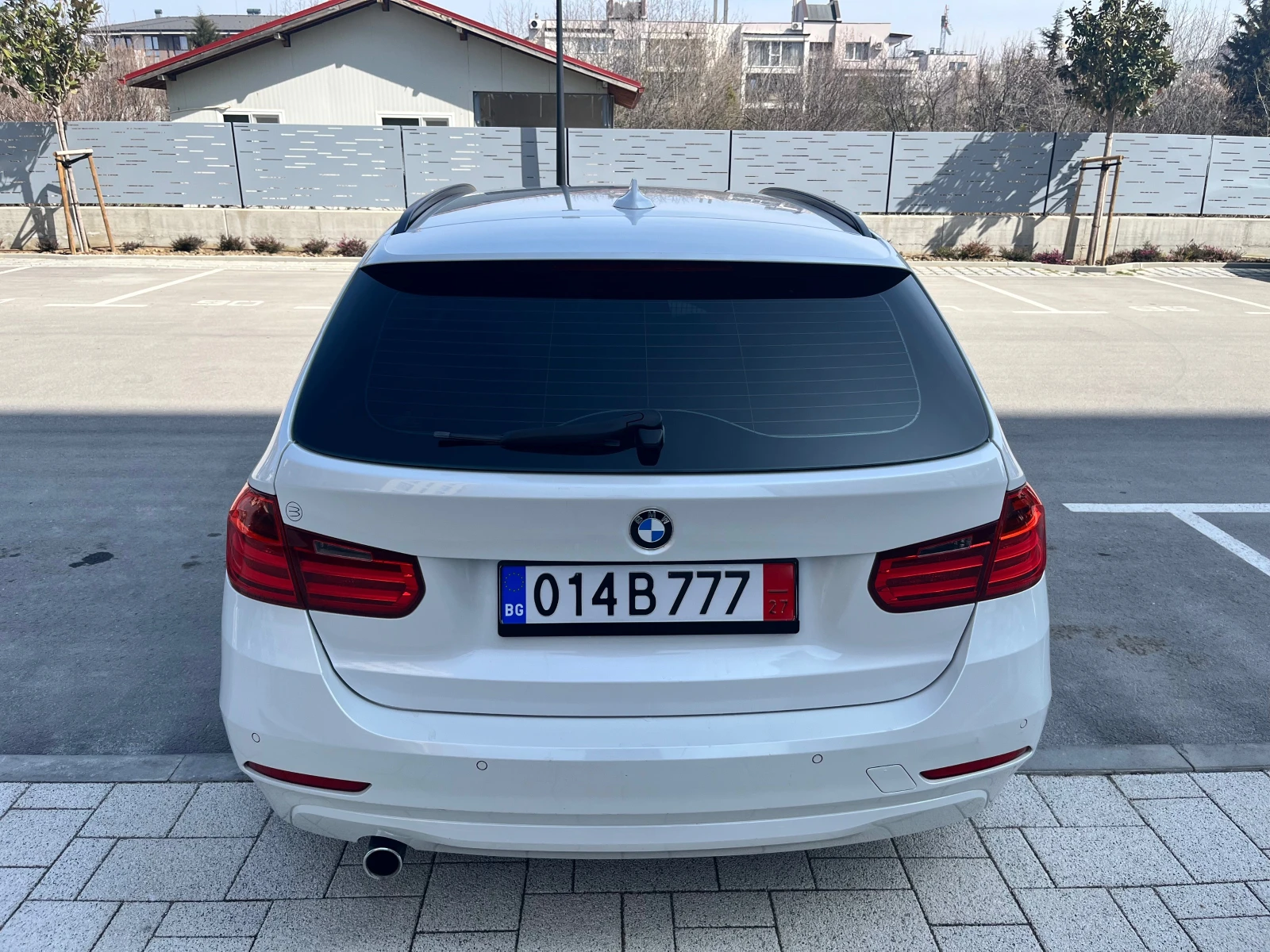 BMW 320 2.0d Бяла Перла= Навигация= Автоматик= Лед Фарове!, снимка 6 - Автомобили и джипове - 53831844
