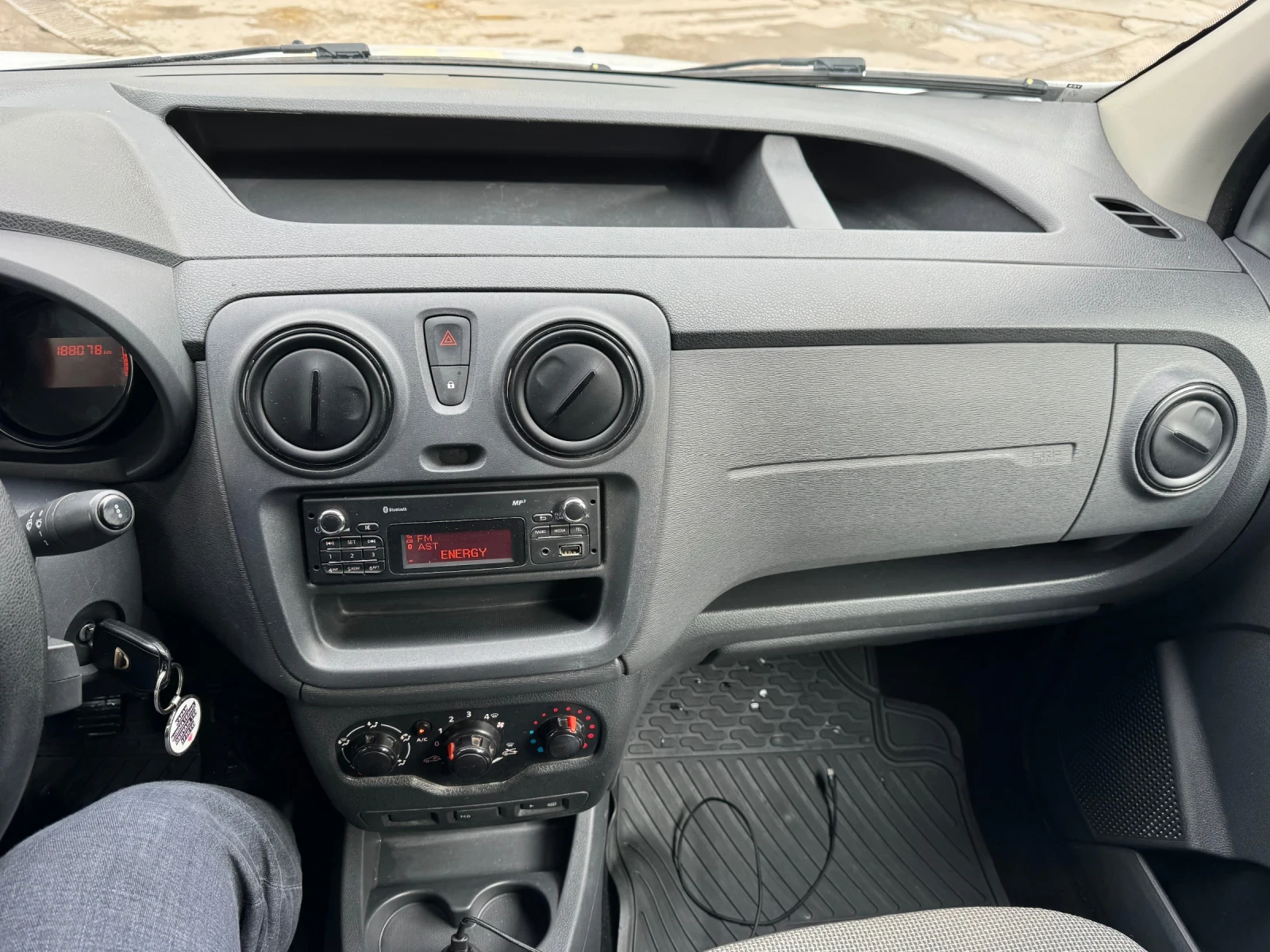 Dacia Dokker  - изображение 9