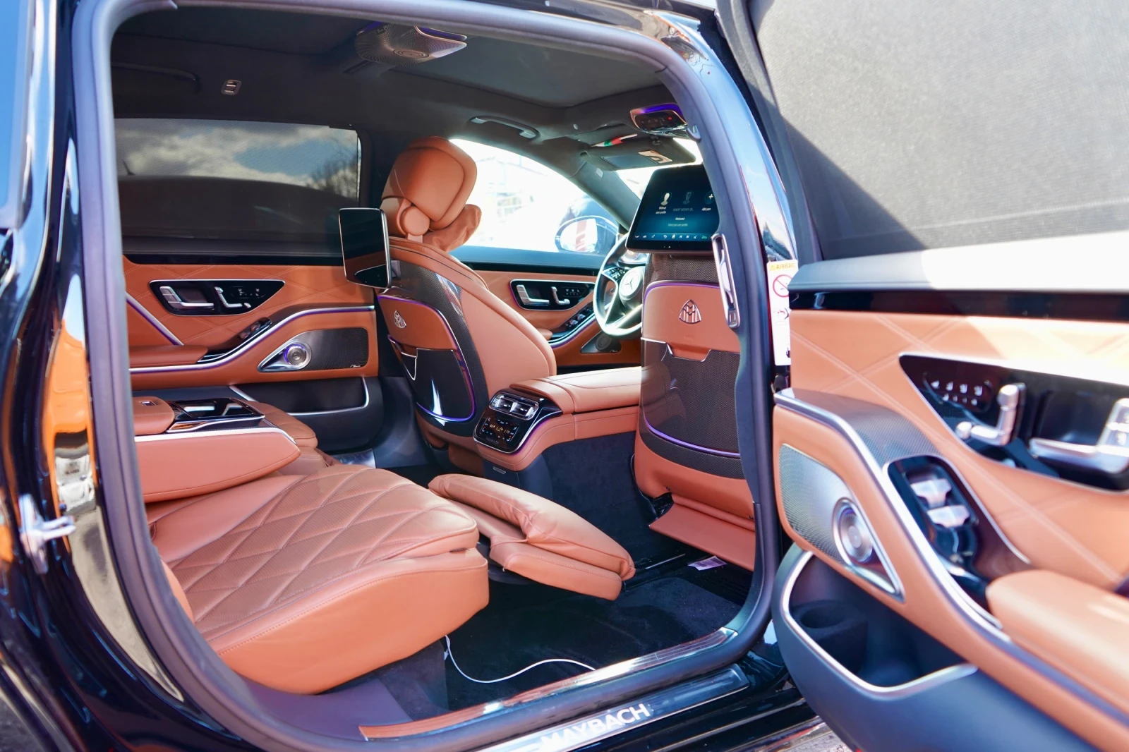 Mercedes-Benz S 580 * MAYBACH* 4M* HUD* 3DBURM* 360* PANO* , снимка 12 - Автомобили и джипове - 53724999