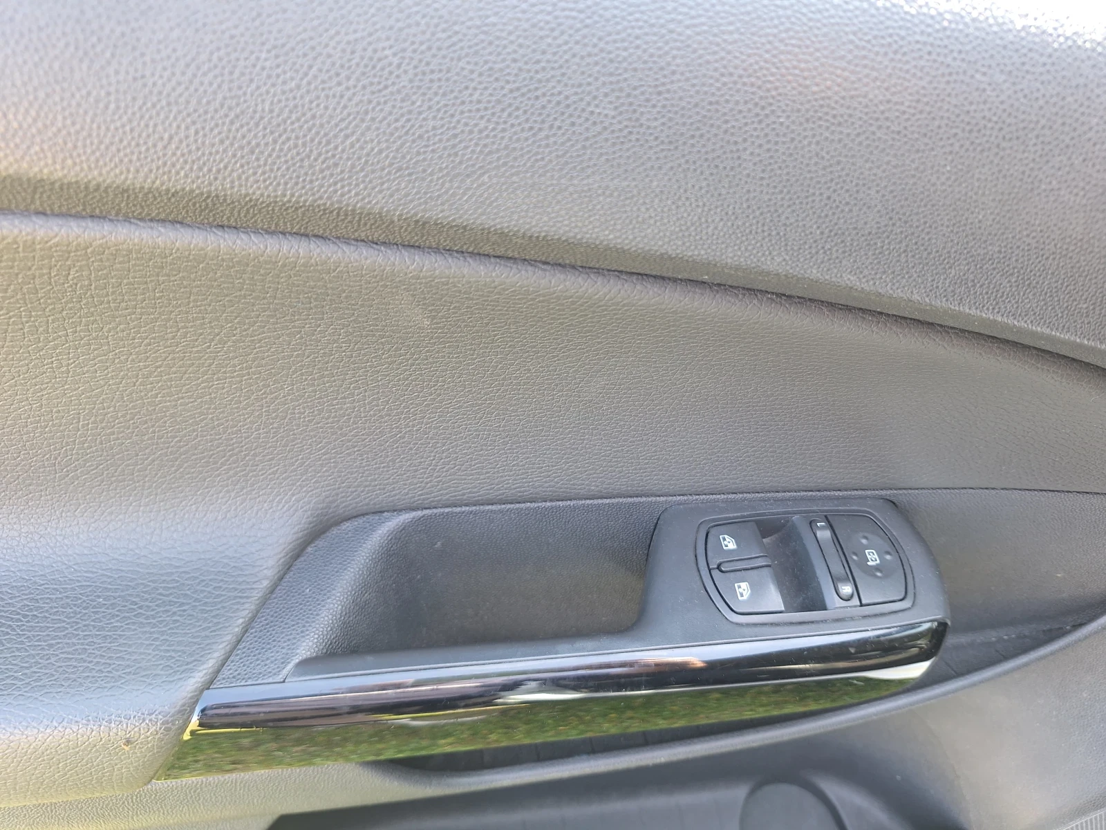 Opel Corsa 1.2 LPG, снимка 8 - Автомобили и джипове - 53832433