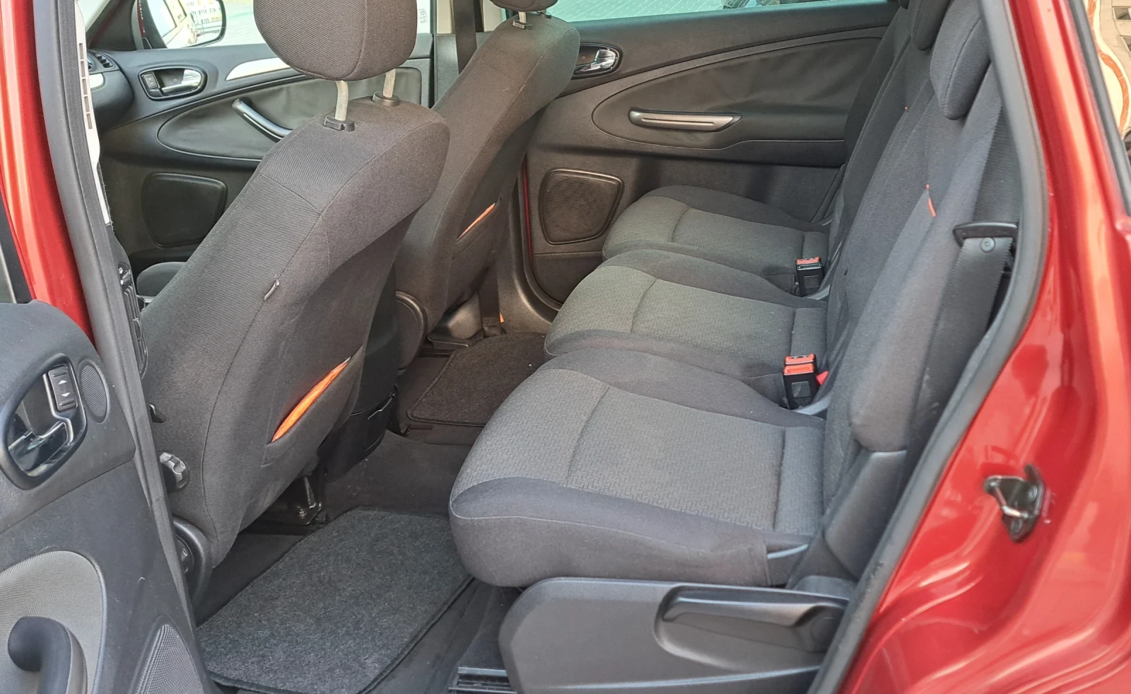 Ford S-Max 2.0/131/6с.к./, снимка 8 - Автомобили и джипове - 53868644