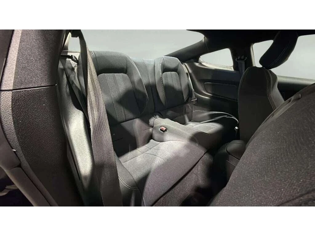 Ford Mustang EcoBoost Coupe RWD, снимка 16 - Автомобили и джипове - 54268047