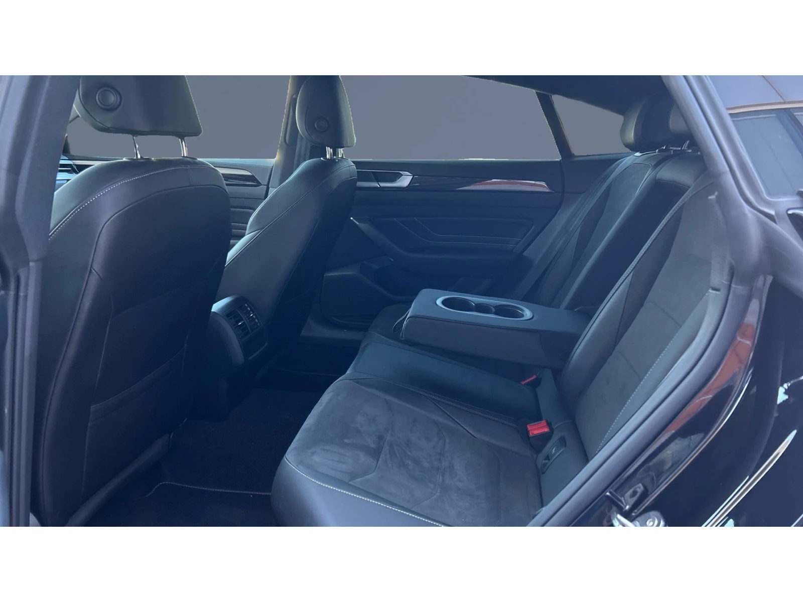 VW Arteon  2.0 TDi DSG SCR  R-Line  4Motion, ������� ������  | Mobile.bg � ����������� 12