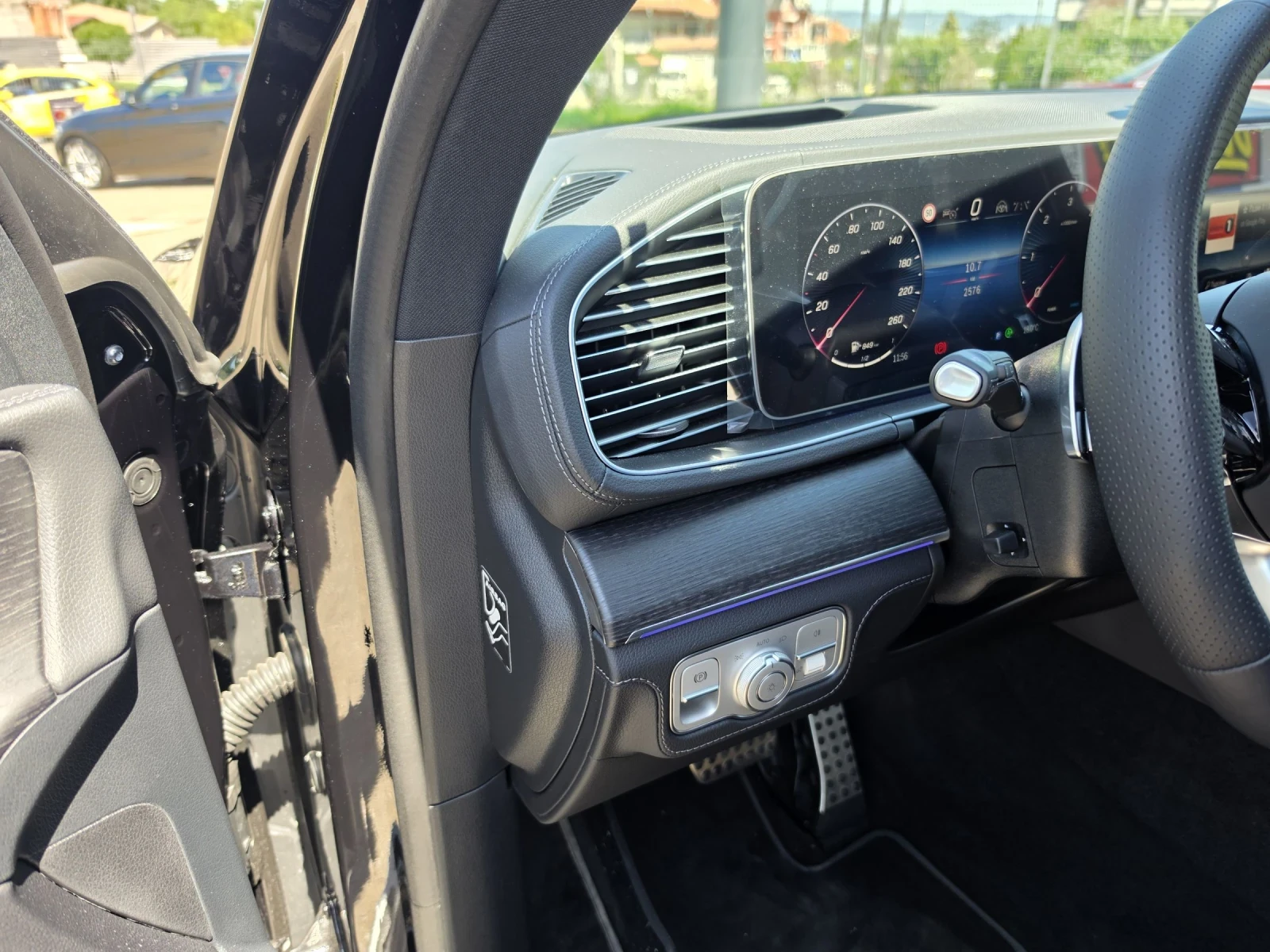 Mercedes-Benz GLS 450, снимка 9 - Автомобили и джипове - 54929667