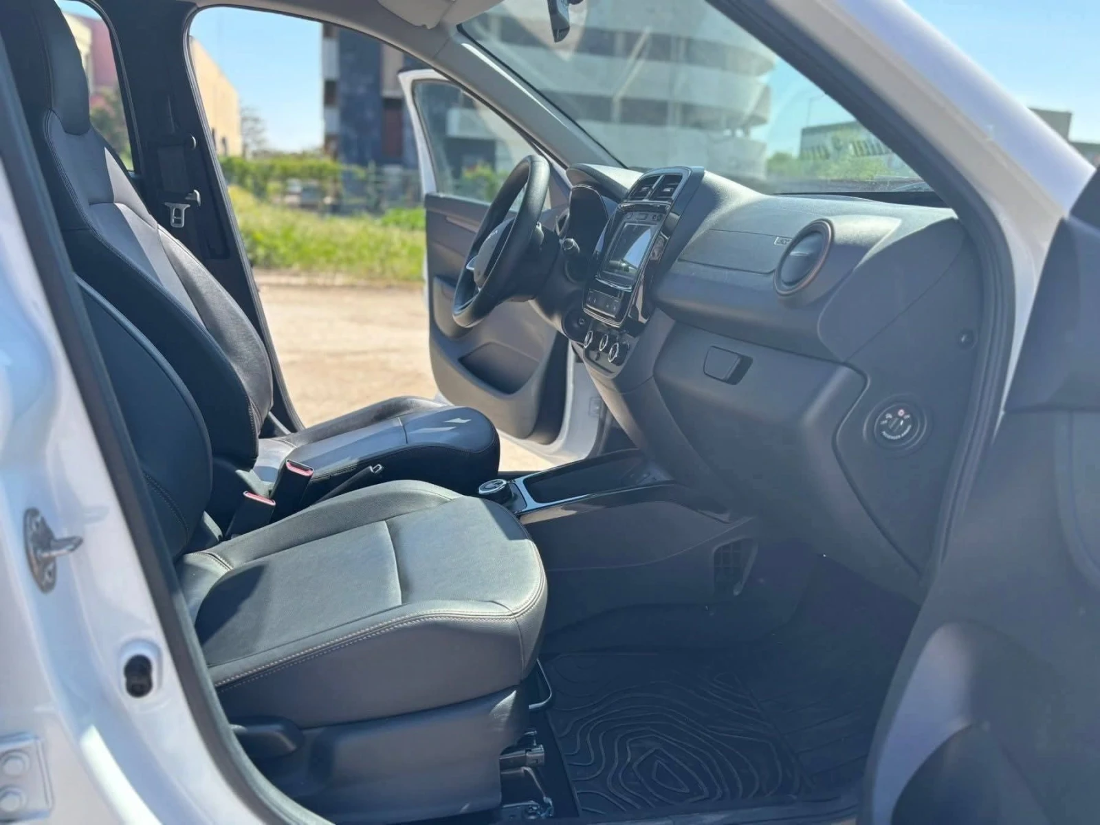 Dacia Spring 65 EXTREME, снимка 10 - Автомобили и джипове - 55068265