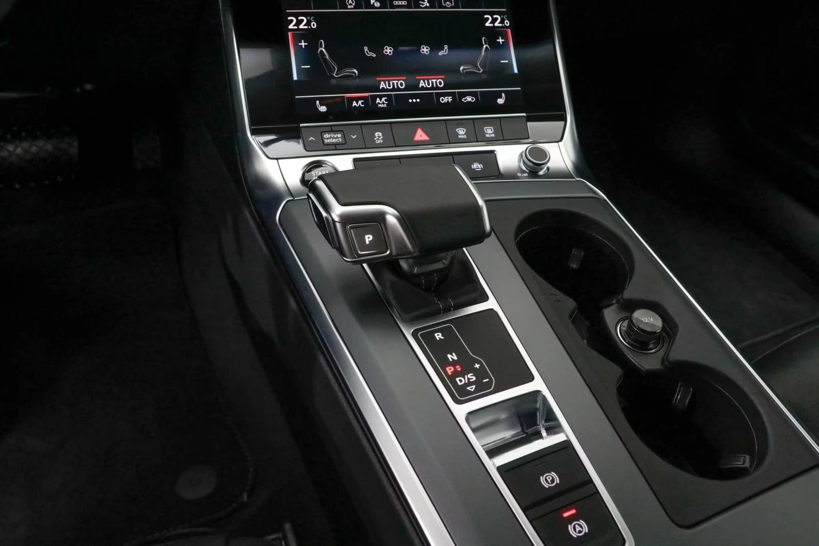 Audi A7 45 TFSI / QUATTRO/ B&O/ MATRIX/ VIRTUAL+ / CAMERA, снимка 15 - Автомобили и джипове - 55346683