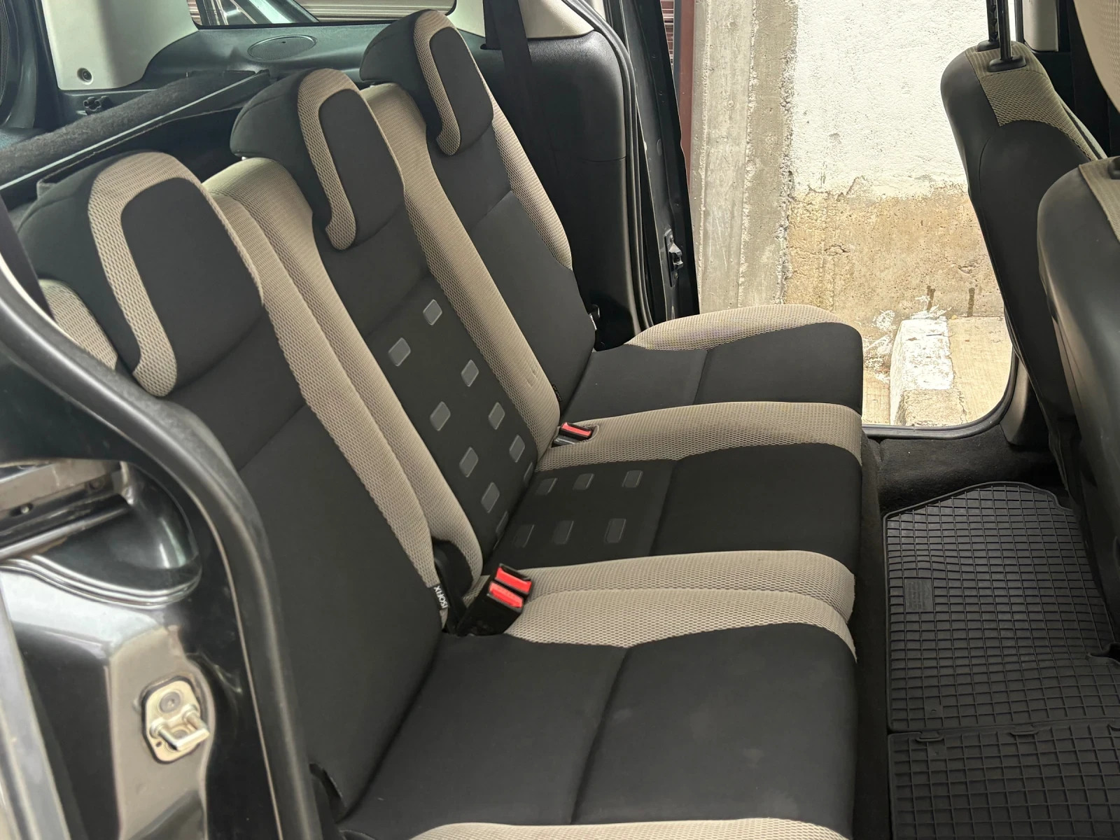 Citroen Berlingo 1.6 HDI  XTR, снимка 7 - Автомобили и джипове - 55474318