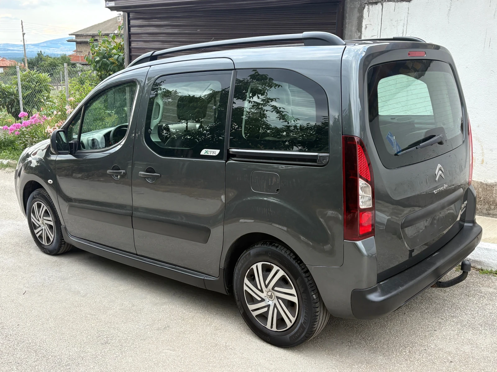 Citroen Berlingo 1.6 HDI  XTR, снимка 4 - Автомобили и джипове - 55474318