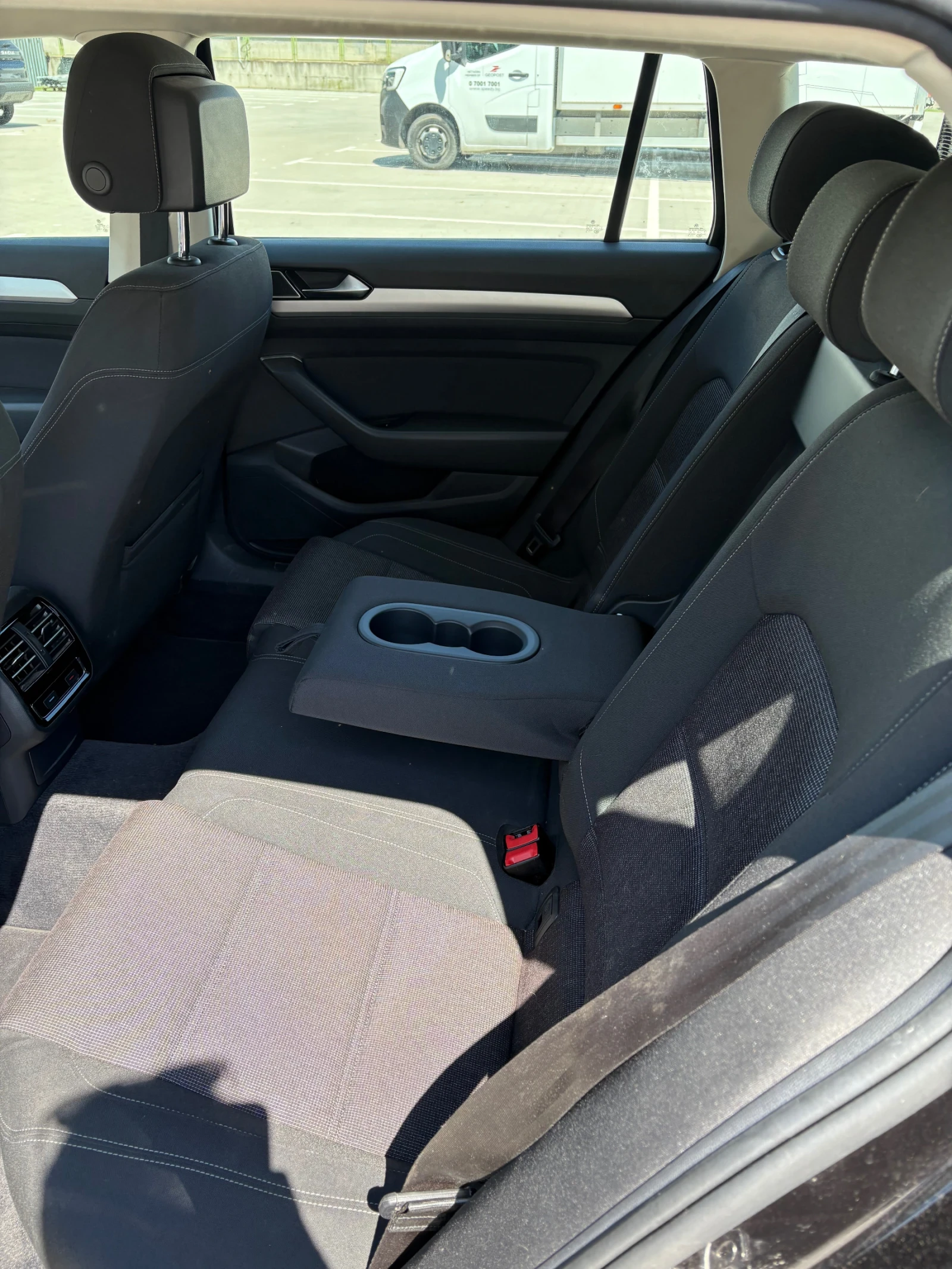 VW Passat, снимка 12 - Автомобили и джипове - 55737414