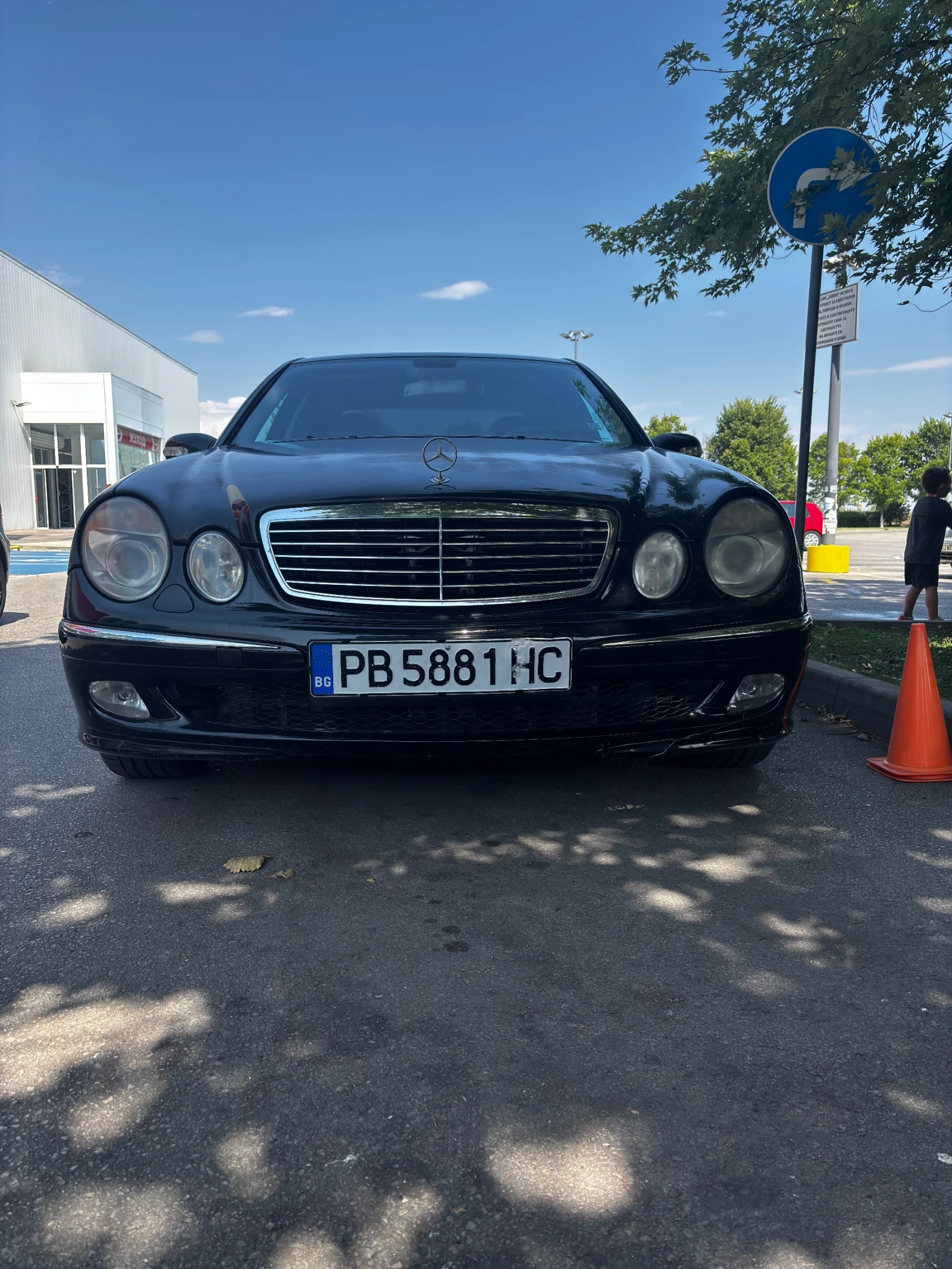 Mercedes-Benz E 320, снимка 3 - Автомобили и джипове - 55778602