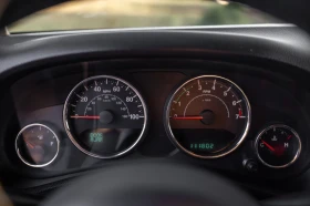 Jeep Wrangler 3.6* Ръчка* 35инча гуми* Офроуд* 3.5инча лифт, снимка 10