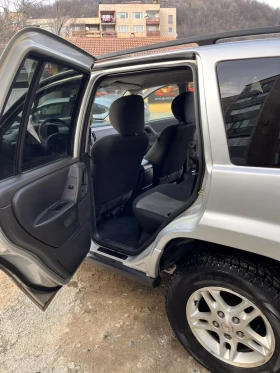 Jeep Grand cherokee - 6200 € / 12126.15 лв. - 67514868 12