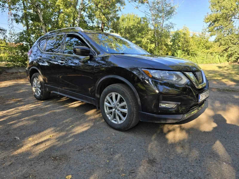 Nissan Rogue SV AWD, снимка 4 - Автомобили и джипове - 47929804