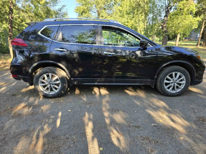 Nissan Rogue SV AWD, снимка 5 - Автомобили и джипове - 47929804