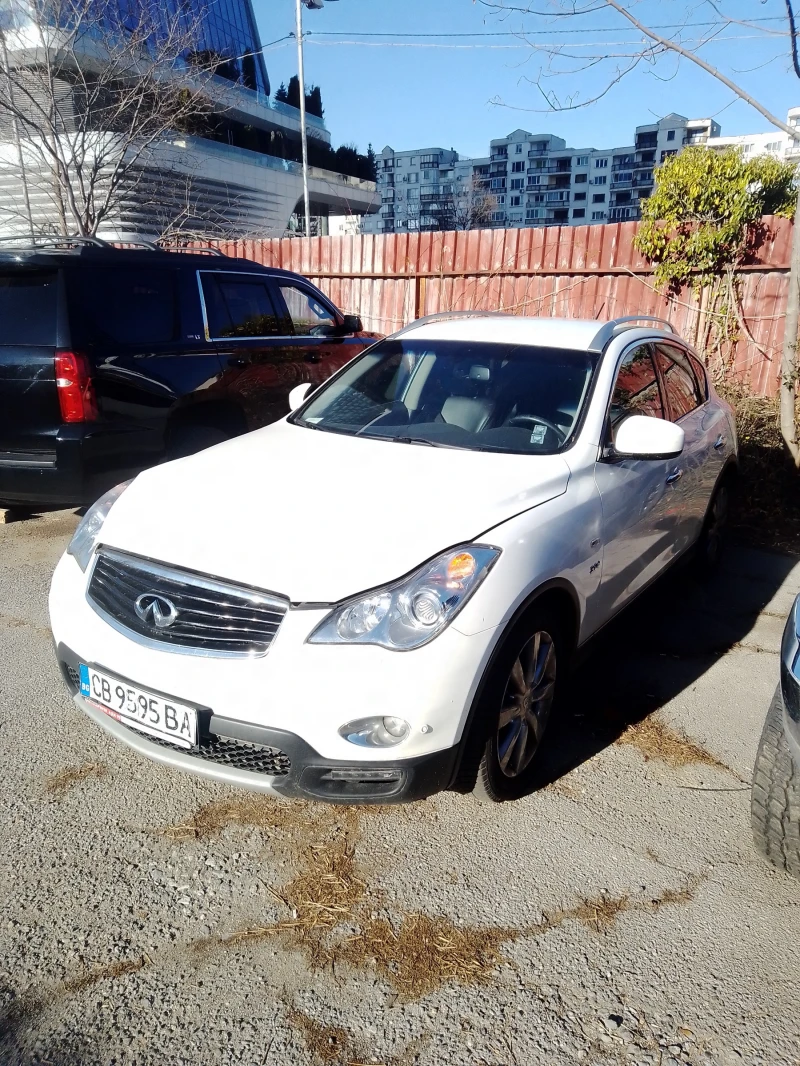 Infiniti QX50, снимка 1 - Автомобили и джипове - 48390721