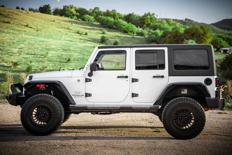 Jeep Wrangler 3.6* Ръчка* 35инча гуми* Офроуд* 3.5инча лифт, снимка 7 - Автомобили и джипове - 52665257
