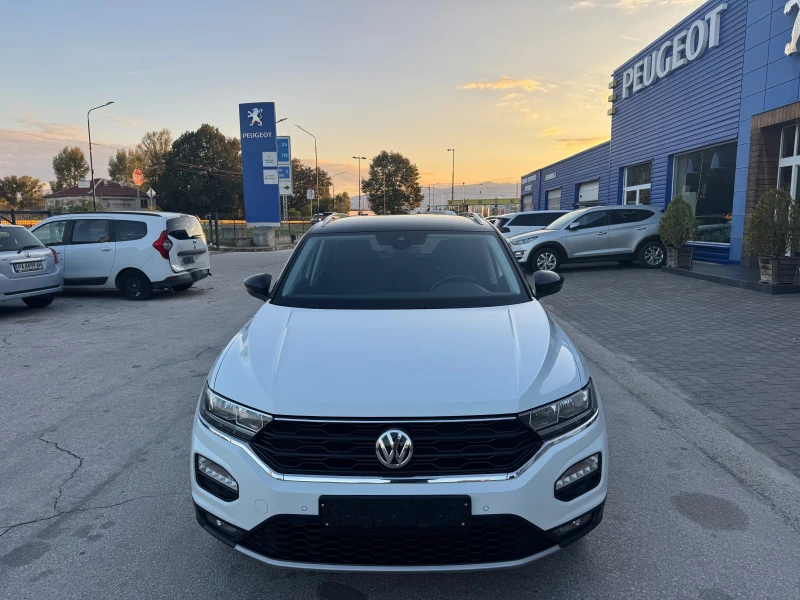 VW T-Roc T-Roc Lounge, снимка 8 - Автомобили и джипове - 52131768
