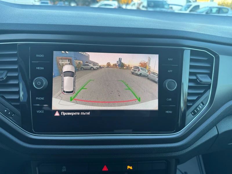 VW T-Roc T-Roc Lounge, снимка 14 - Автомобили и джипове - 52131768