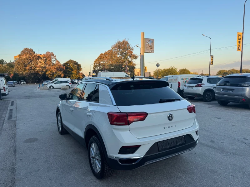 VW T-Roc T-Roc Lounge, снимка 3 - Автомобили и джипове - 52131768
