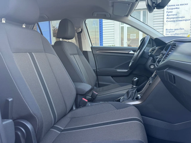 VW T-Roc T-Roc Lounge, снимка 10 - Автомобили и джипове - 52131768