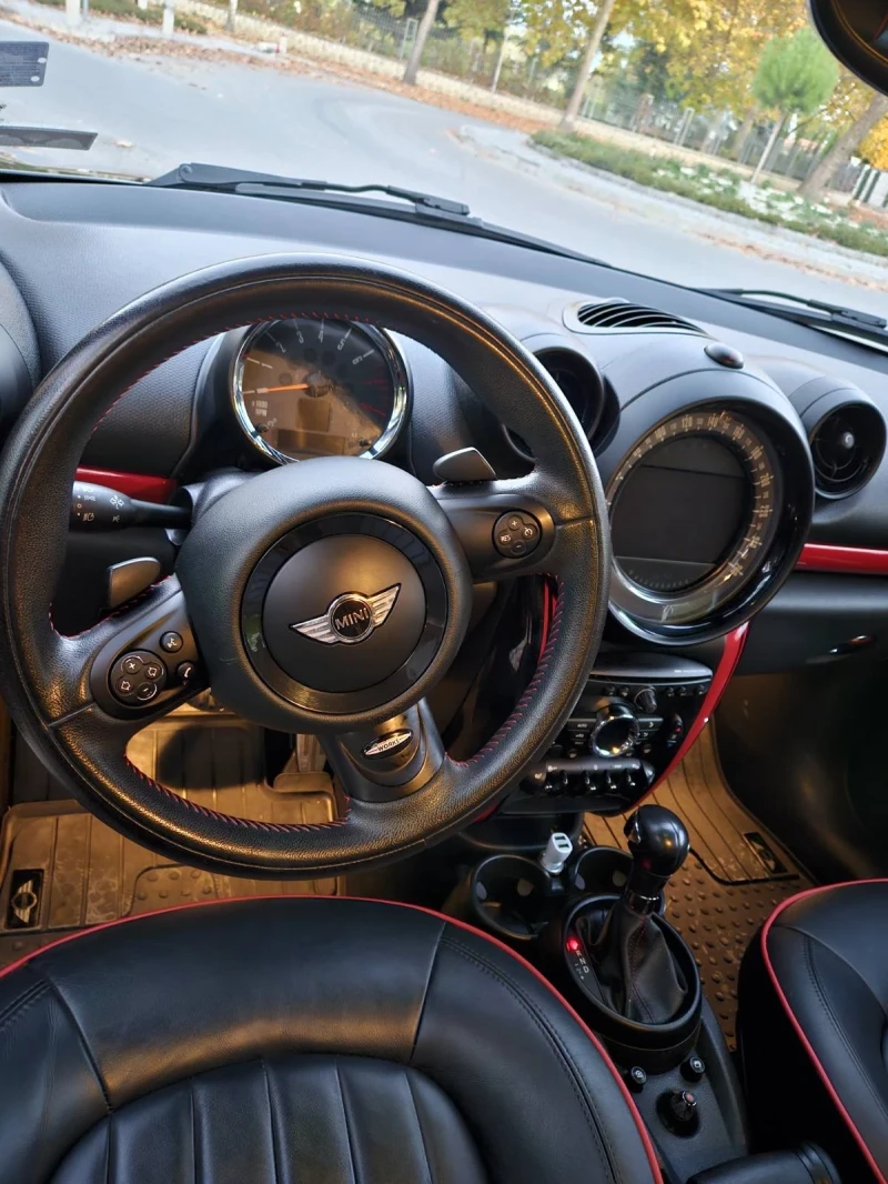 Mini Countryman 2000, снимка 8 - Автомобили и джипове - 53434384